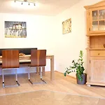 Heideggerhof Διαμέρισμα